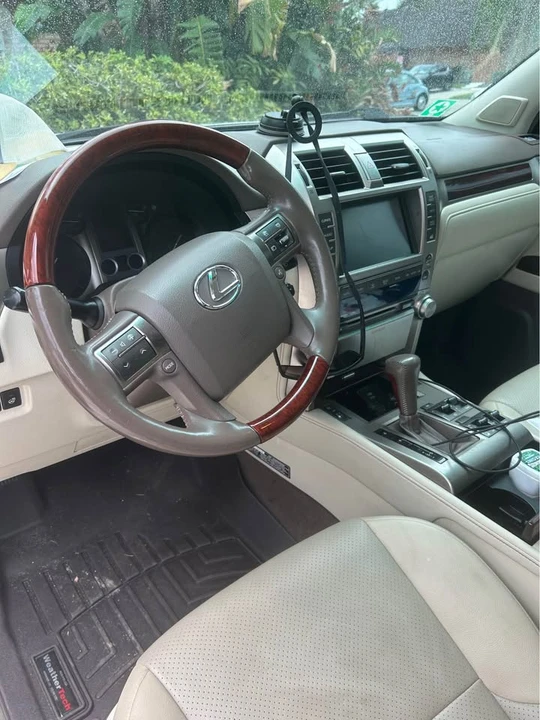 2011 Lexus GX 2nd Gen - Image 4 of 9