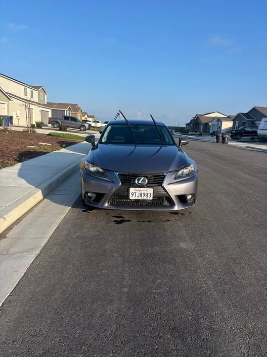 Lexus IS 3rd Gen - Image 3 of 3