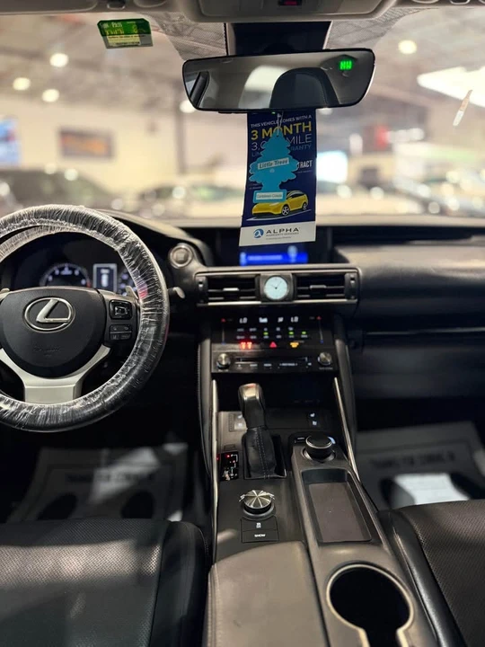 2017 Lexus IS 3rd Gen - Image 4 of 8