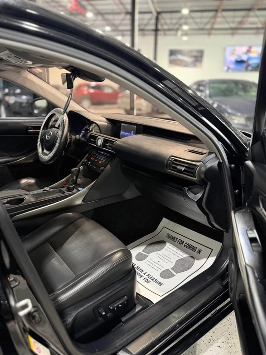 2017 Lexus IS 3rd Gen - Image 6 of 8