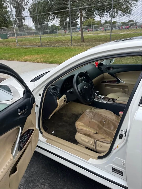 2006 Lexus IS 2nd Gen - Image 6 of 10
