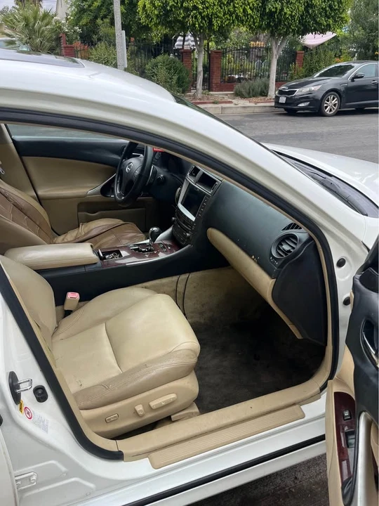 2006 Lexus IS 2nd Gen - Image 7 of 10