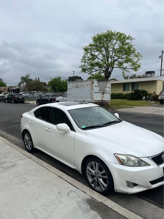 2006 Lexus IS 2nd Gen - Image 3 of 10