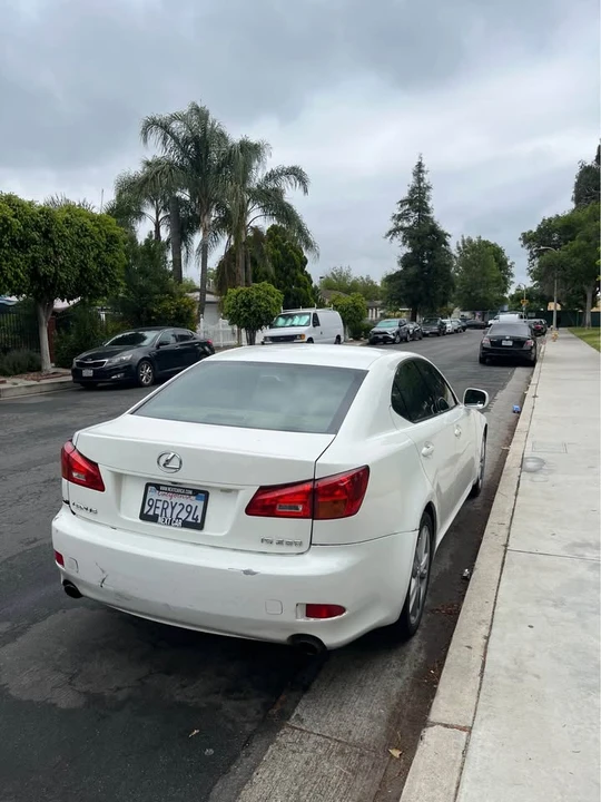 2006 Lexus IS 2nd Gen - Image 4 of 10