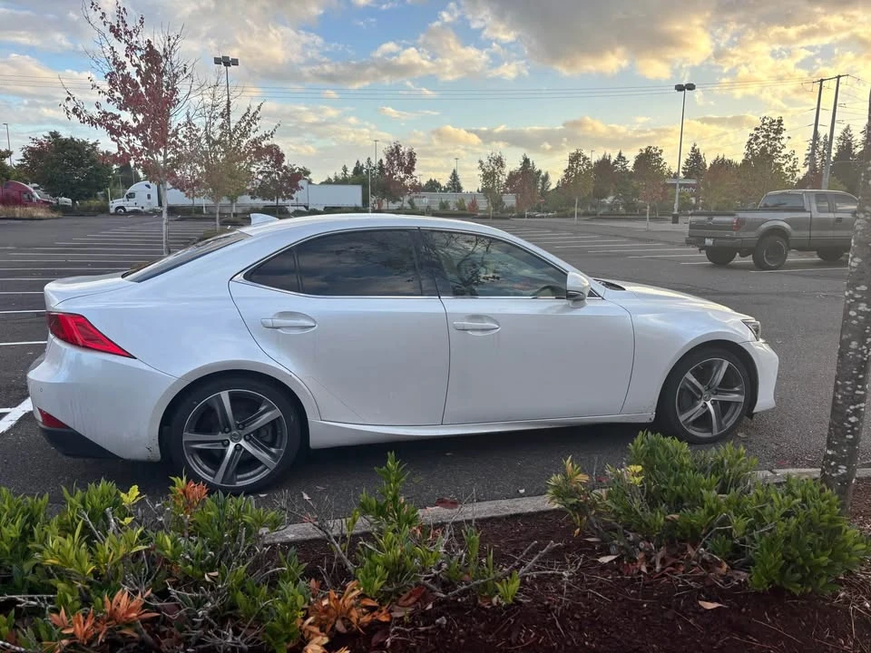 2017 Lexus IS 3rd Gen - Image 6 of 10