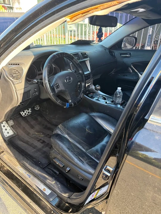 2007 Lexus IS 2nd Gen - Image 3 of 4