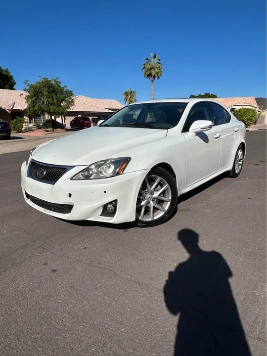 2011 Lexus IS 2nd Gen - Image 3 of 8