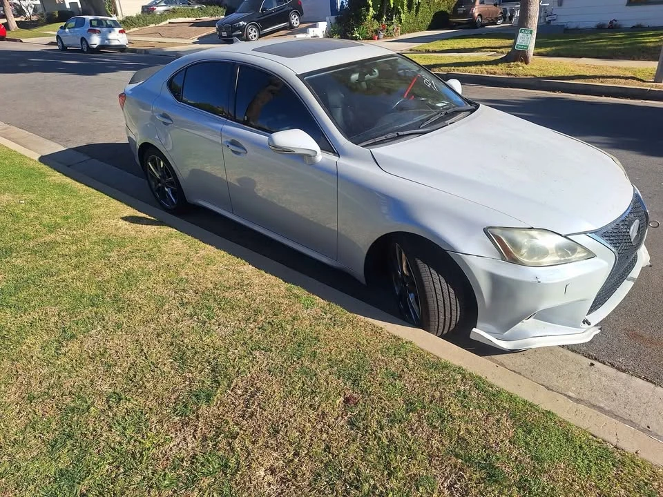 2009 Lexus IS 2nd Gen - Image 2 of 4