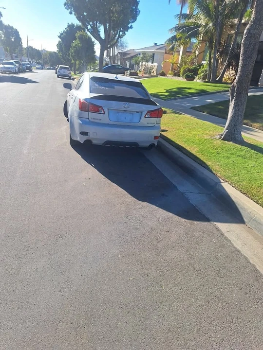 2009 Lexus IS 2nd Gen - Image 4 of 4