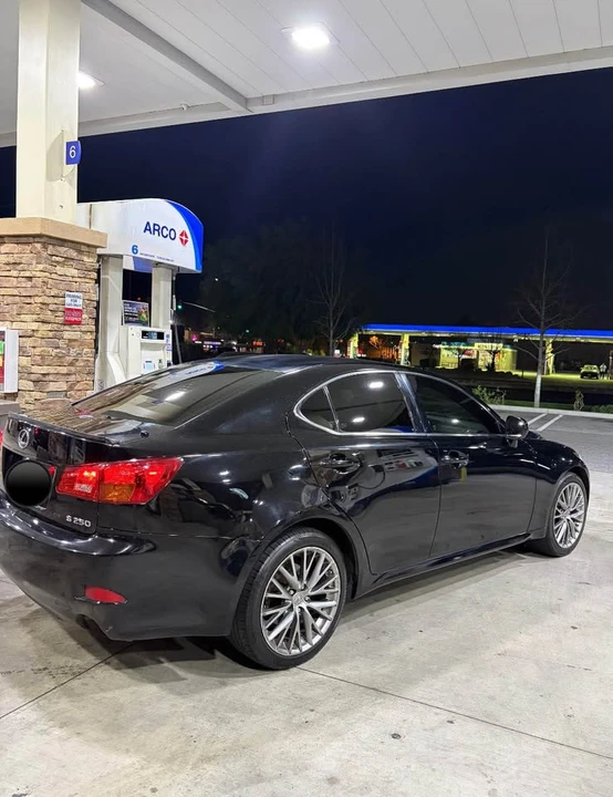 2006 Lexus IS 2nd Gen - Image 3 of 6