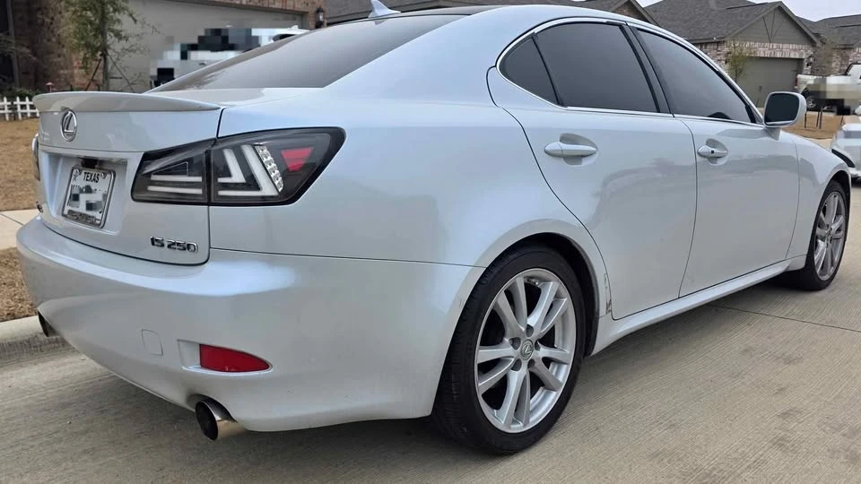 2007 Lexus IS 2nd Gen - Image 5 of 10