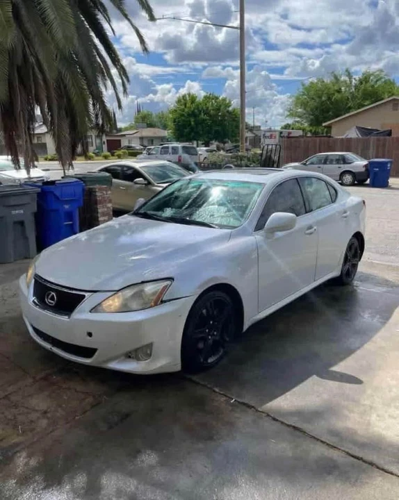 2008 Lexus IS 2nd Gen - Image 4 of 4