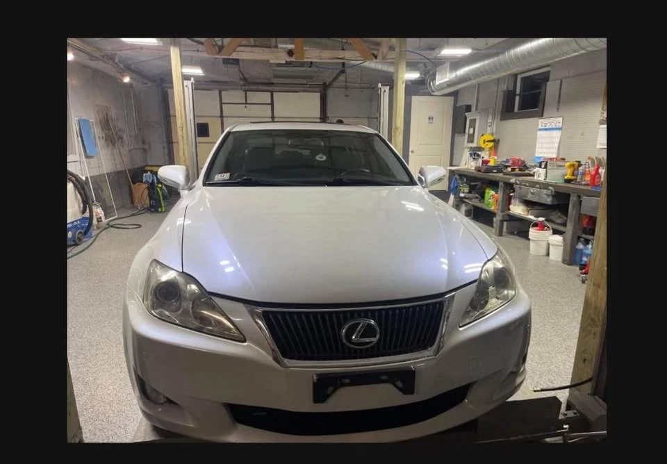 2009 Lexus IS 2nd Gen - Image 2 of 5