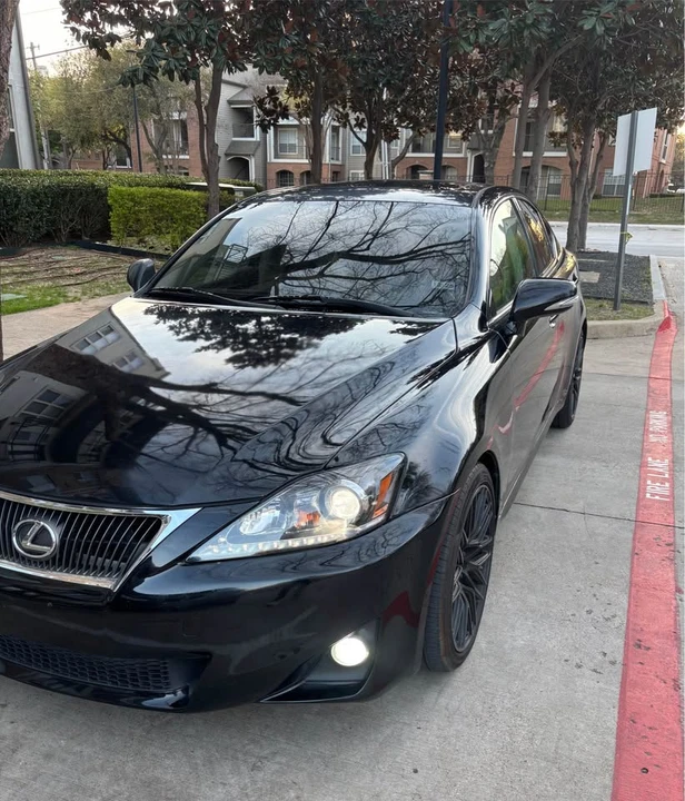 2011 Lexus IS 2nd Gen - Image 2 of 8