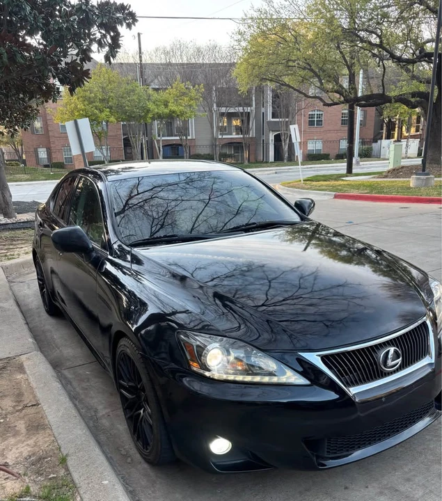2011 Lexus IS 2nd Gen - Image 3 of 8