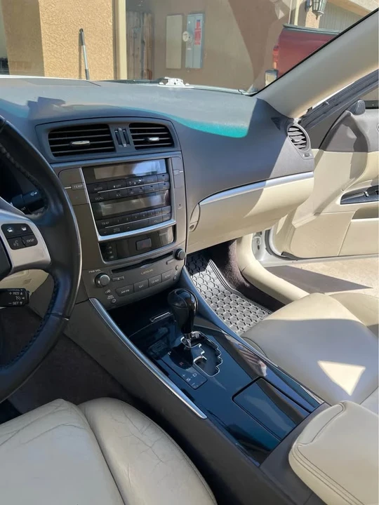 2012 Lexus IS 2nd Gen - Image 5 of 9