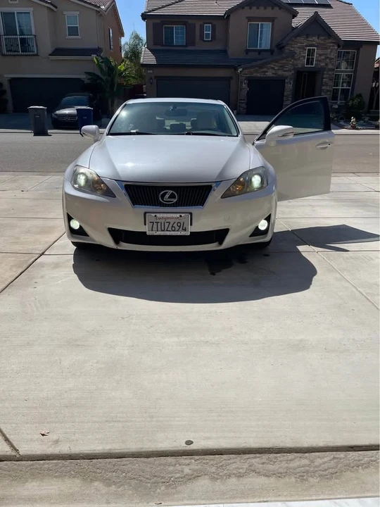 2012 Lexus IS 2nd Gen - Image 6 of 9