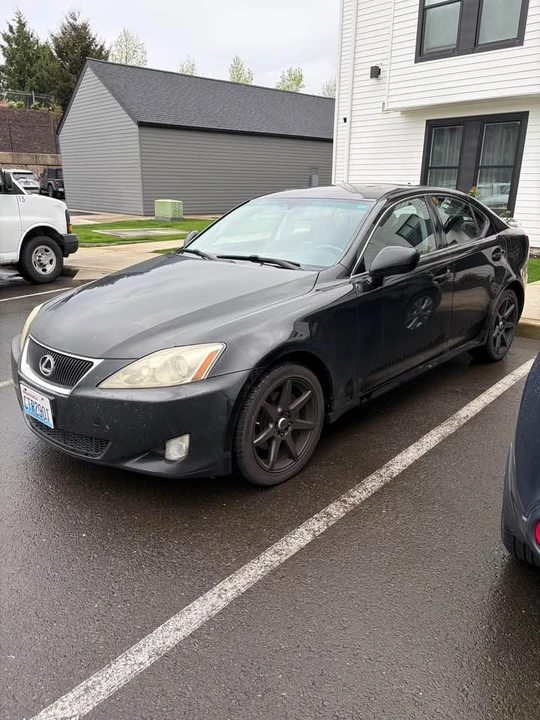 2008 Lexus IS 2nd Gen - Image 4 of 8