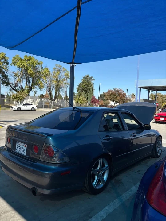 2004 Lexus IS 1st Gen - Image 3 of 9