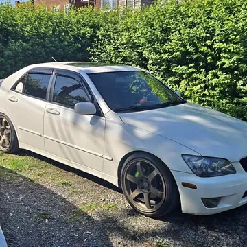 2001 Lexus IS300