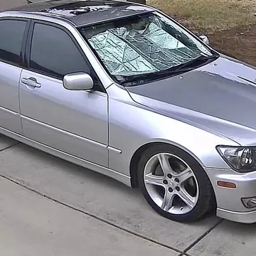 2004 Lexus IS300