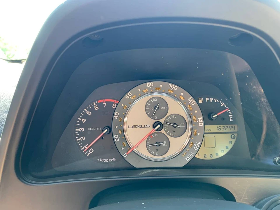 2001 Lexus IS 1st Gen - Image 9 of 18