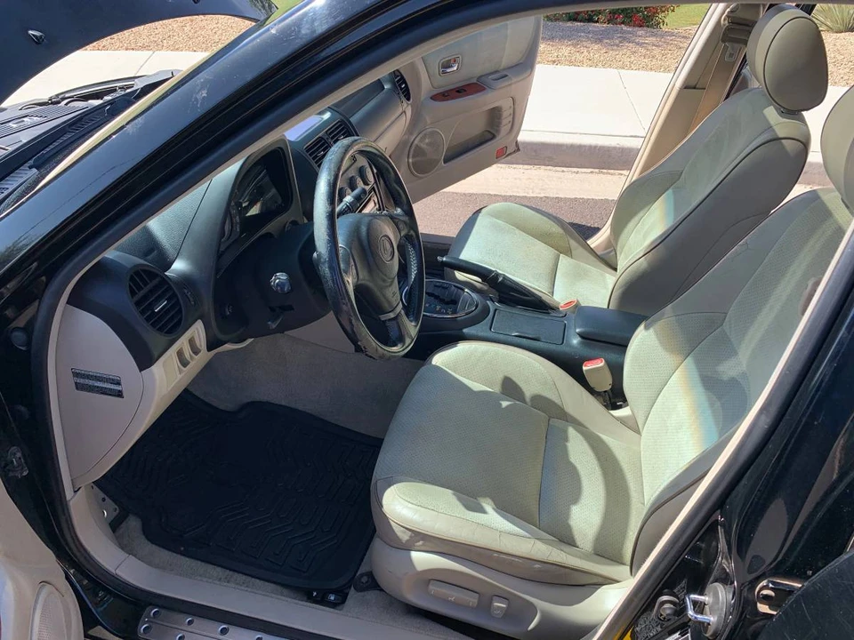2001 Lexus IS 1st Gen - Image 15 of 18
