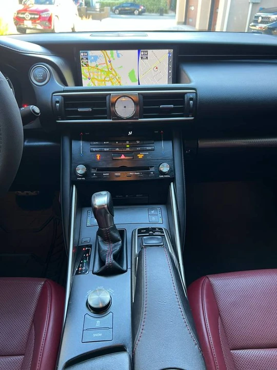 2018 Lexus IS 3rd Gen - Image 10 of 13