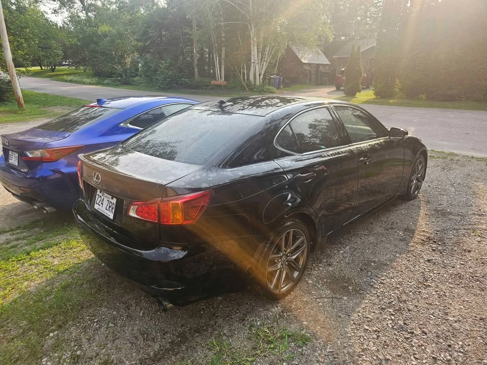 2010 Lexus IS 2nd Gen - Image 4 of 5