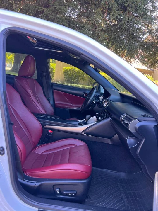 2014 Lexus IS 3rd Gen - Image 8 of 11