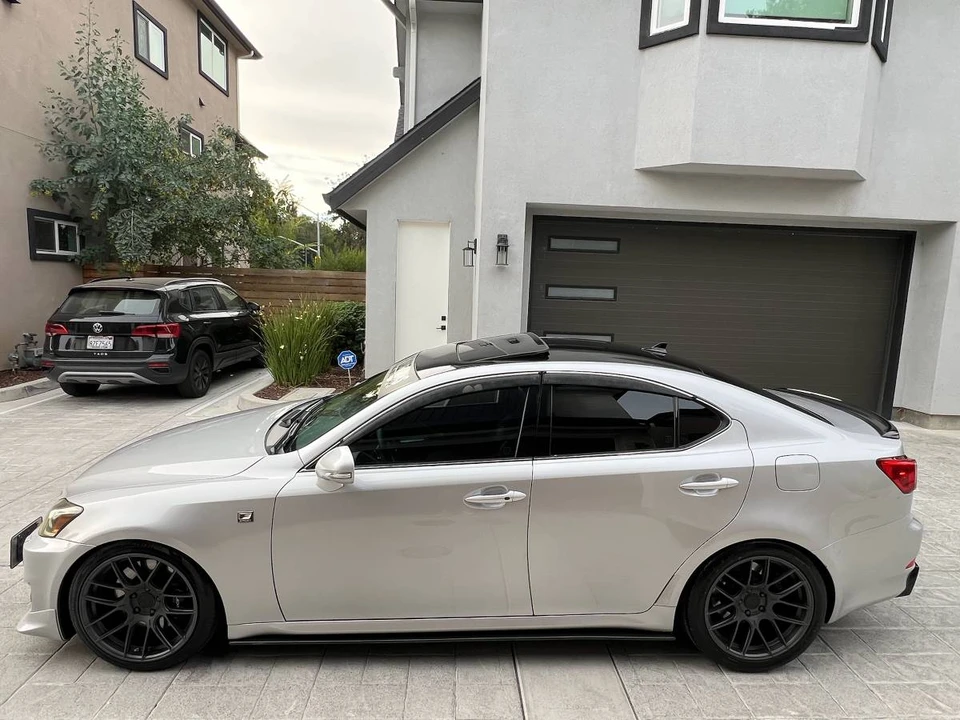 2011 Lexus IS 2nd Gen - Image 7 of 16