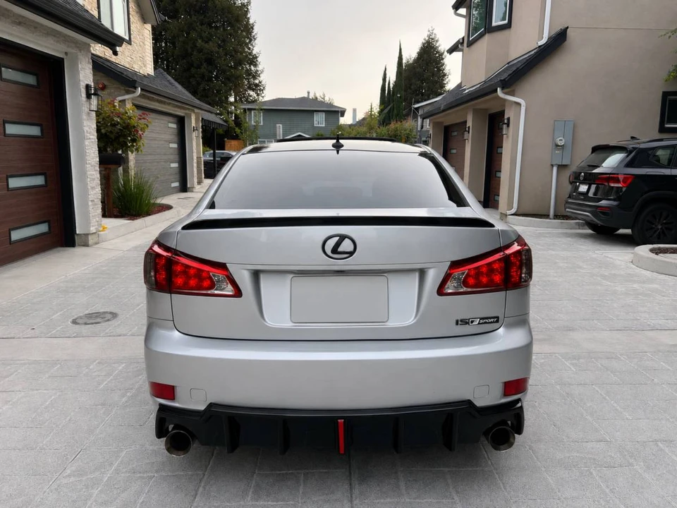 2011 Lexus IS 2nd Gen - Image 9 of 16