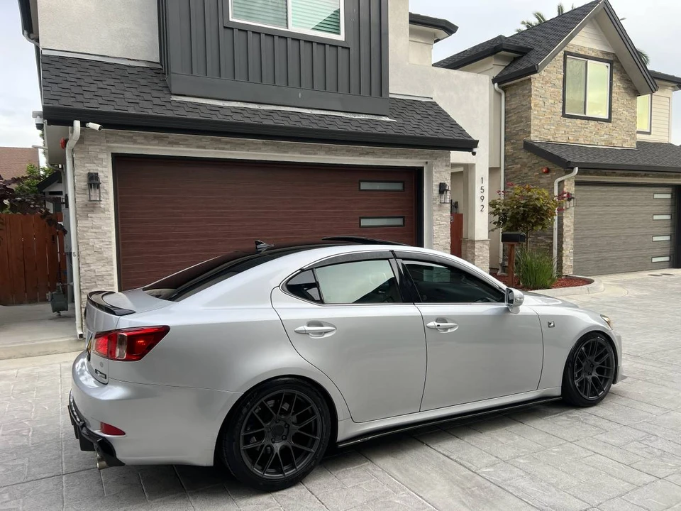 2011 Lexus IS 2nd Gen - Image 5 of 16