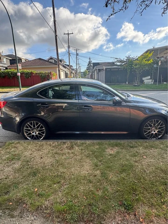 2007 Lexus IS 2nd Gen - Image 4 of 8