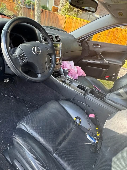 2007 Lexus IS 2nd Gen - Image 7 of 8
