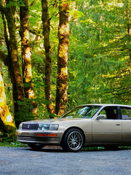 1993 Lexus LS 1st Gen - Image 10 of 10