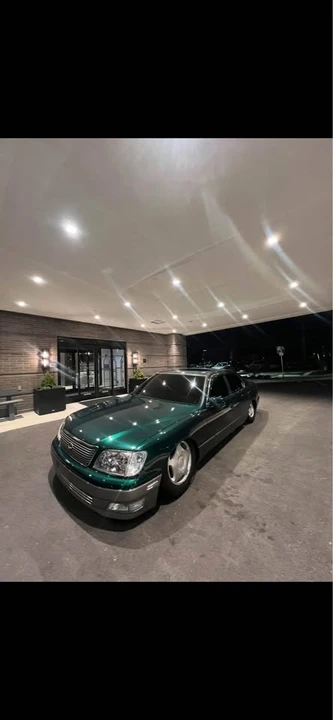 1998 Lexus LS 1st Gen - Image 7 of 9
