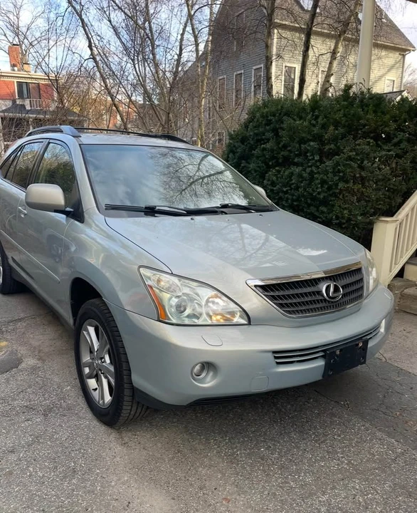 2006 Lexus RX 2nd Gen - Image 2 of 10