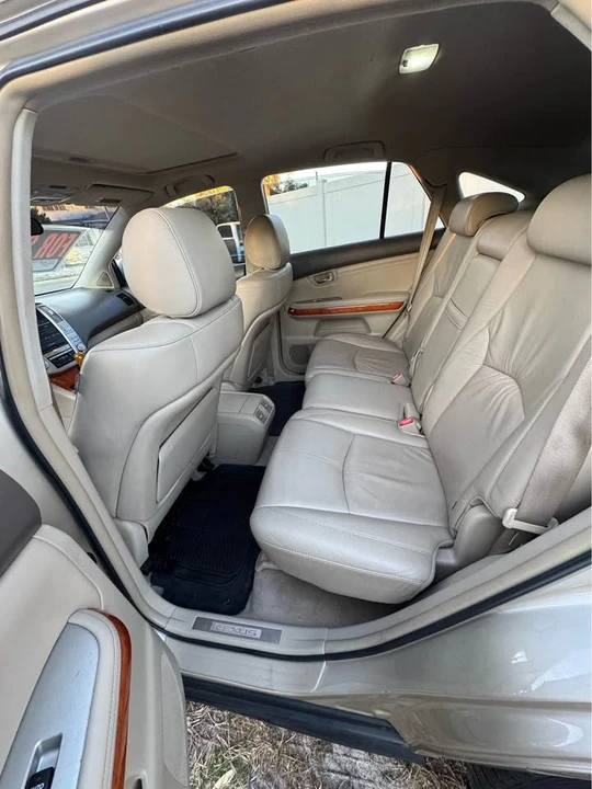 2004 Lexus RX 2nd Gen - Image 5 of 7