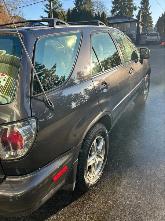 2003 Lexus RX 1st Gen - Image 3 of 6