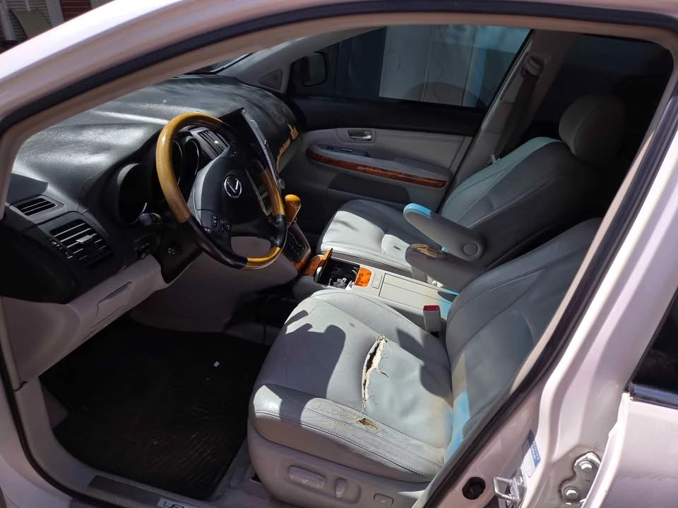 Lexus RX 2nd Gen - Image 5 of 7