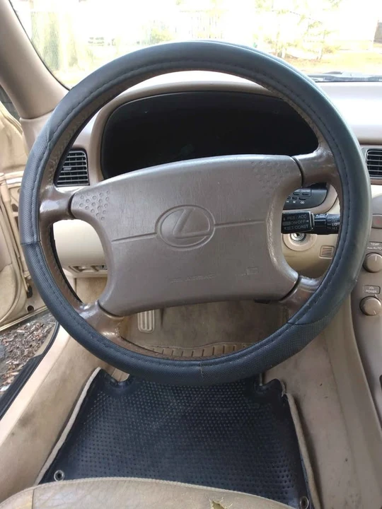 Lexus SC400 - Image 6 of 10