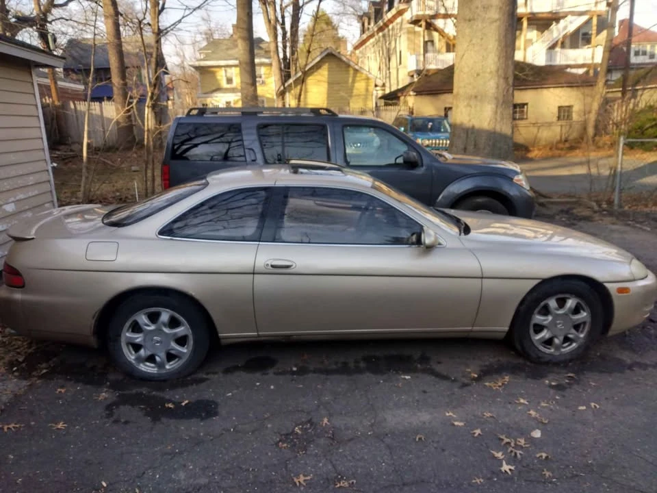 Lexus SC400 - Image 3 of 10