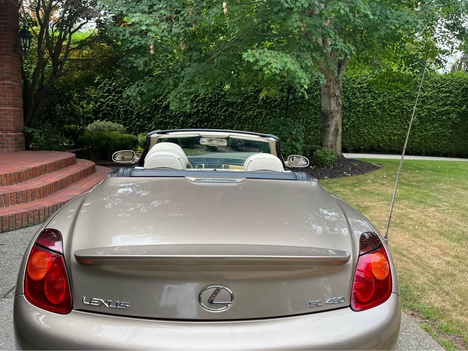 2005 Lexus LC - Image 4 of 8