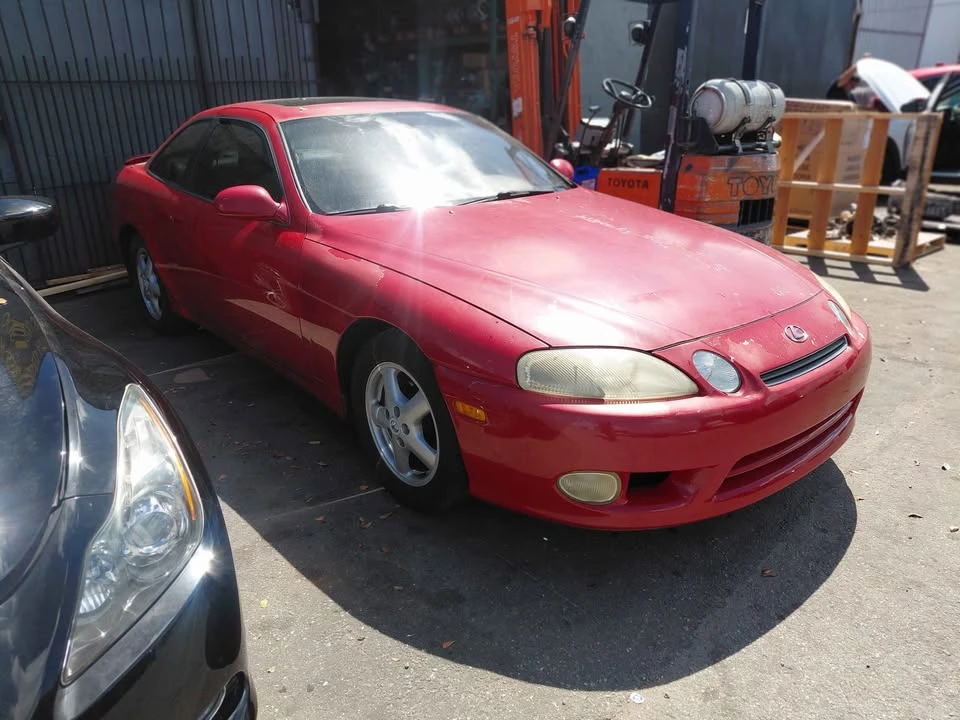 1998 Lexus SC400 - Image 8 of 10