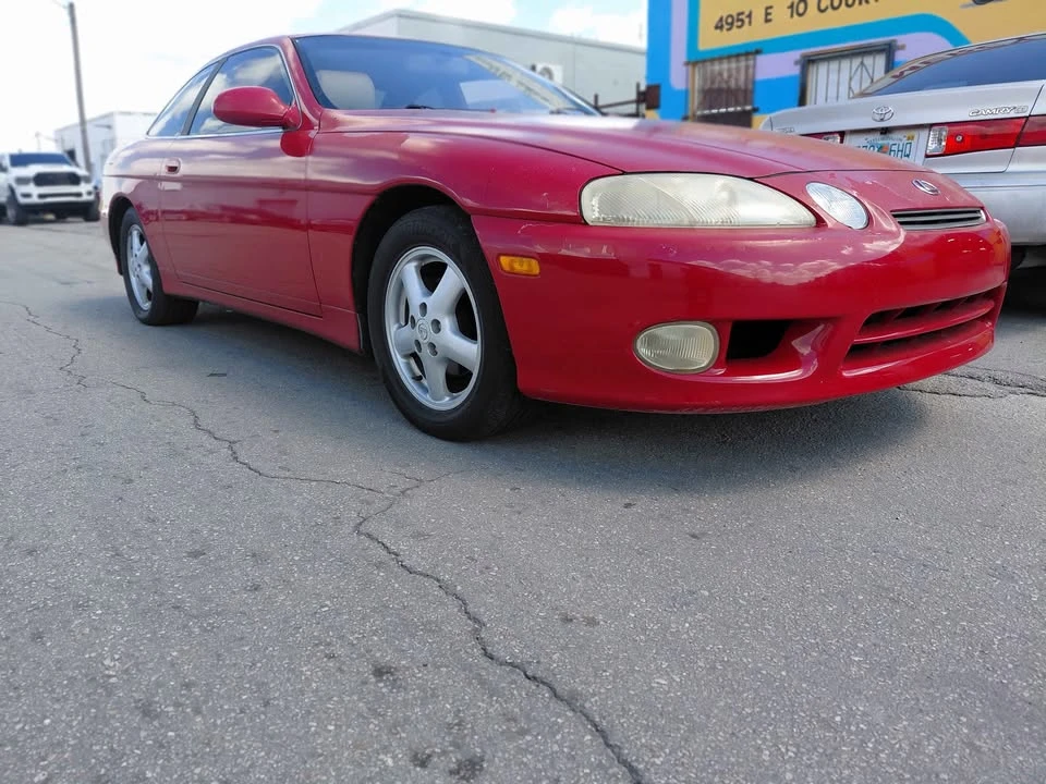 1998 Lexus SC400 - Image 2 of 10