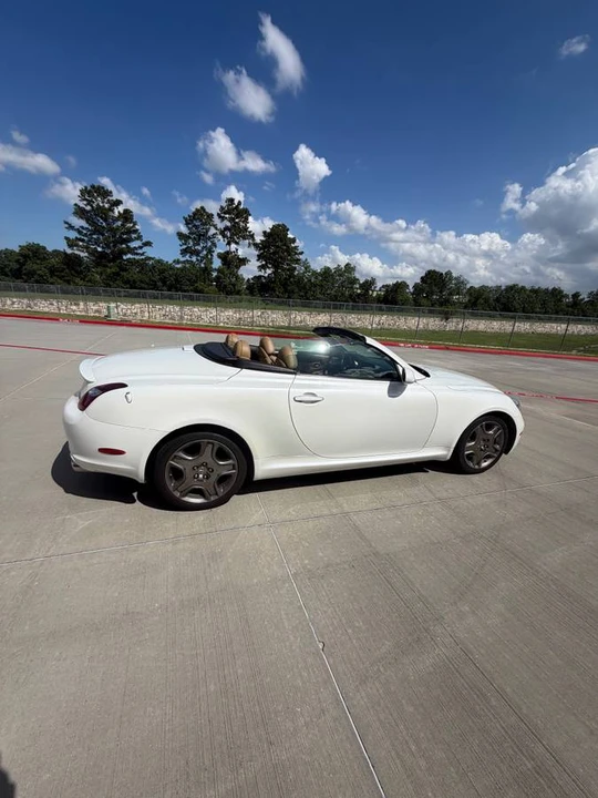 2008 Lexus SC430 - Image 12 of 16