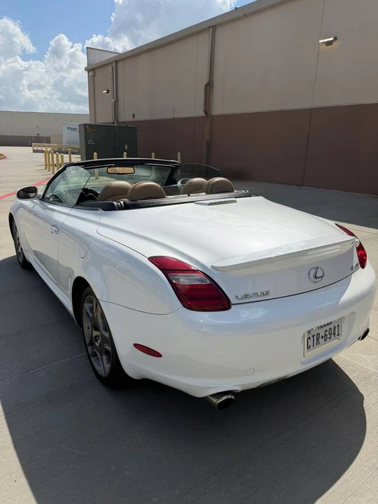 2008 Lexus SC430 - Image 13 of 16