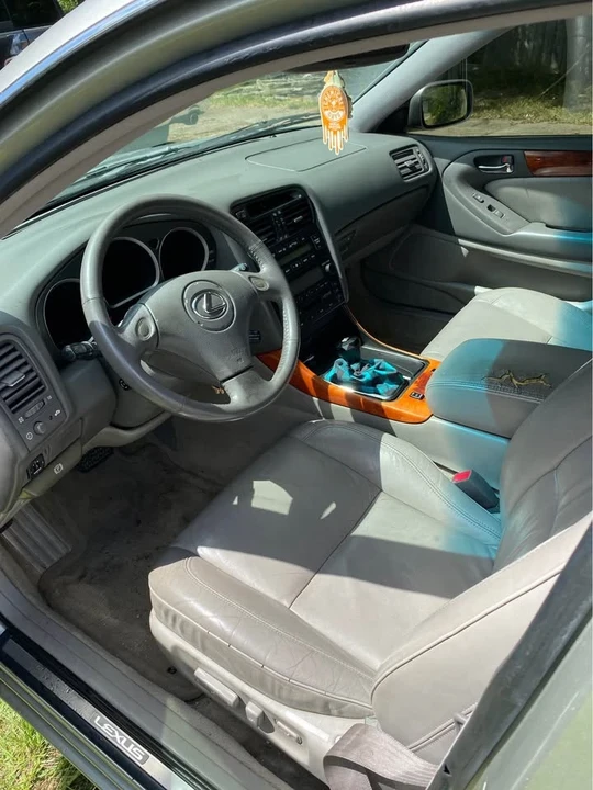 2004 Lexus GS 2nd Gen - Image 2 of 6