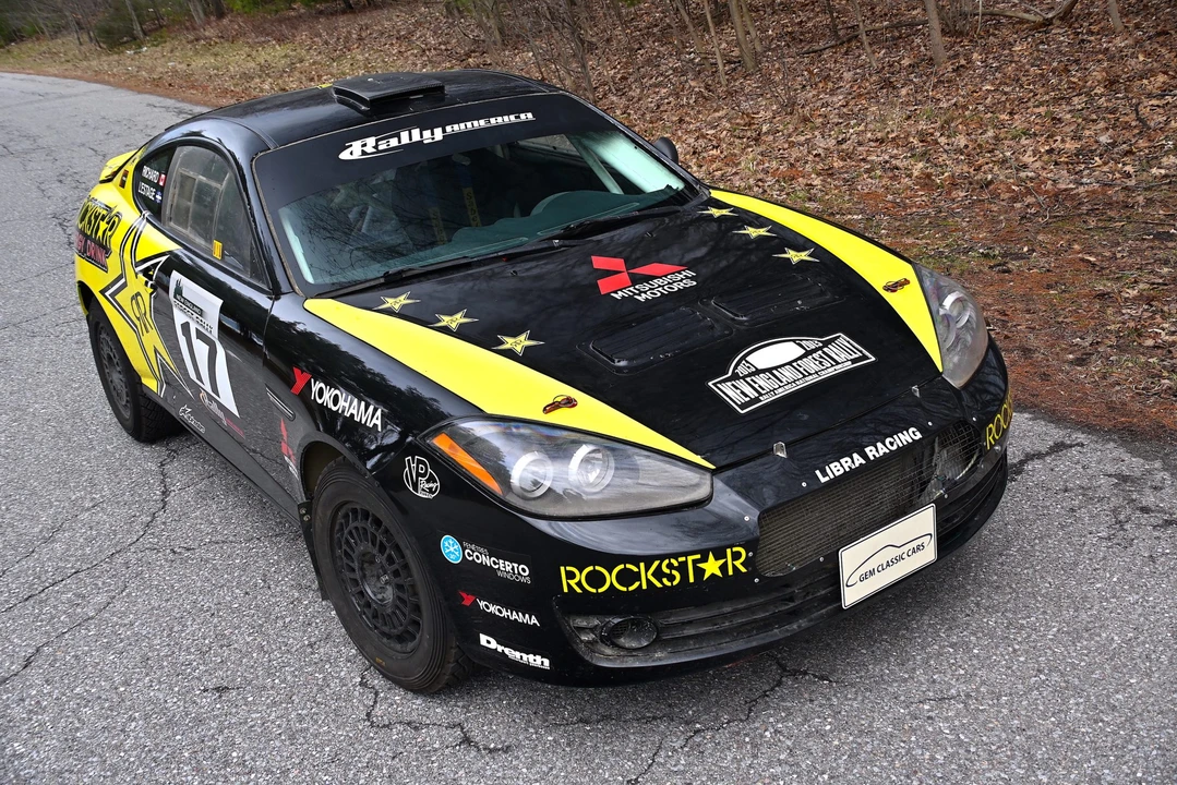 2003 Hyundai Tiburon - Image 5 of 31